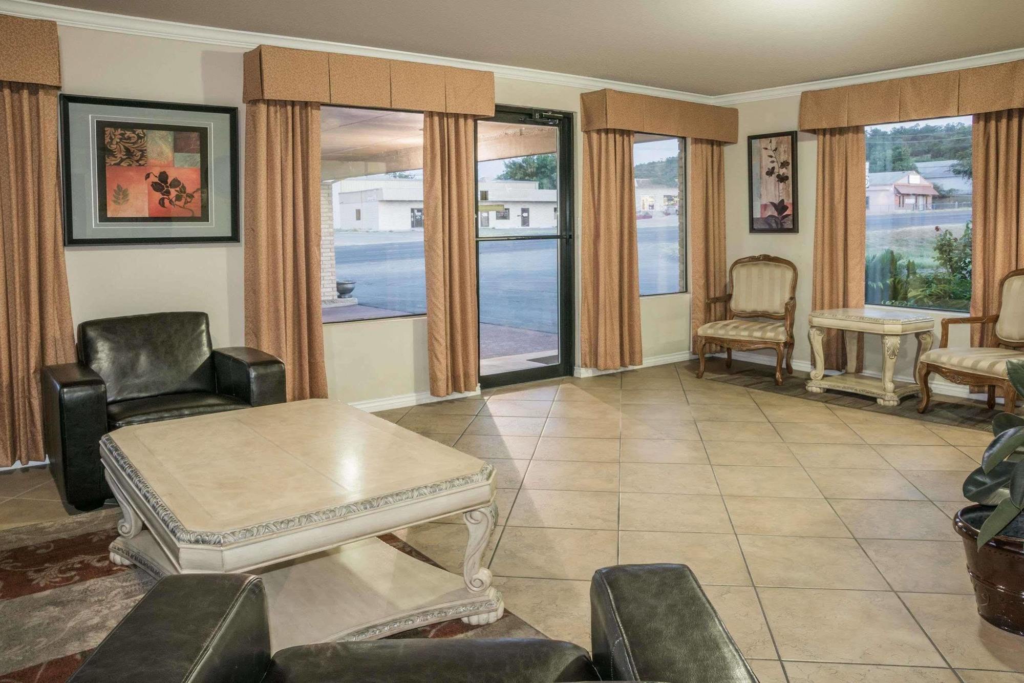Hill Country Inn And Suite Copperas Cove Dış mekan fotoğraf