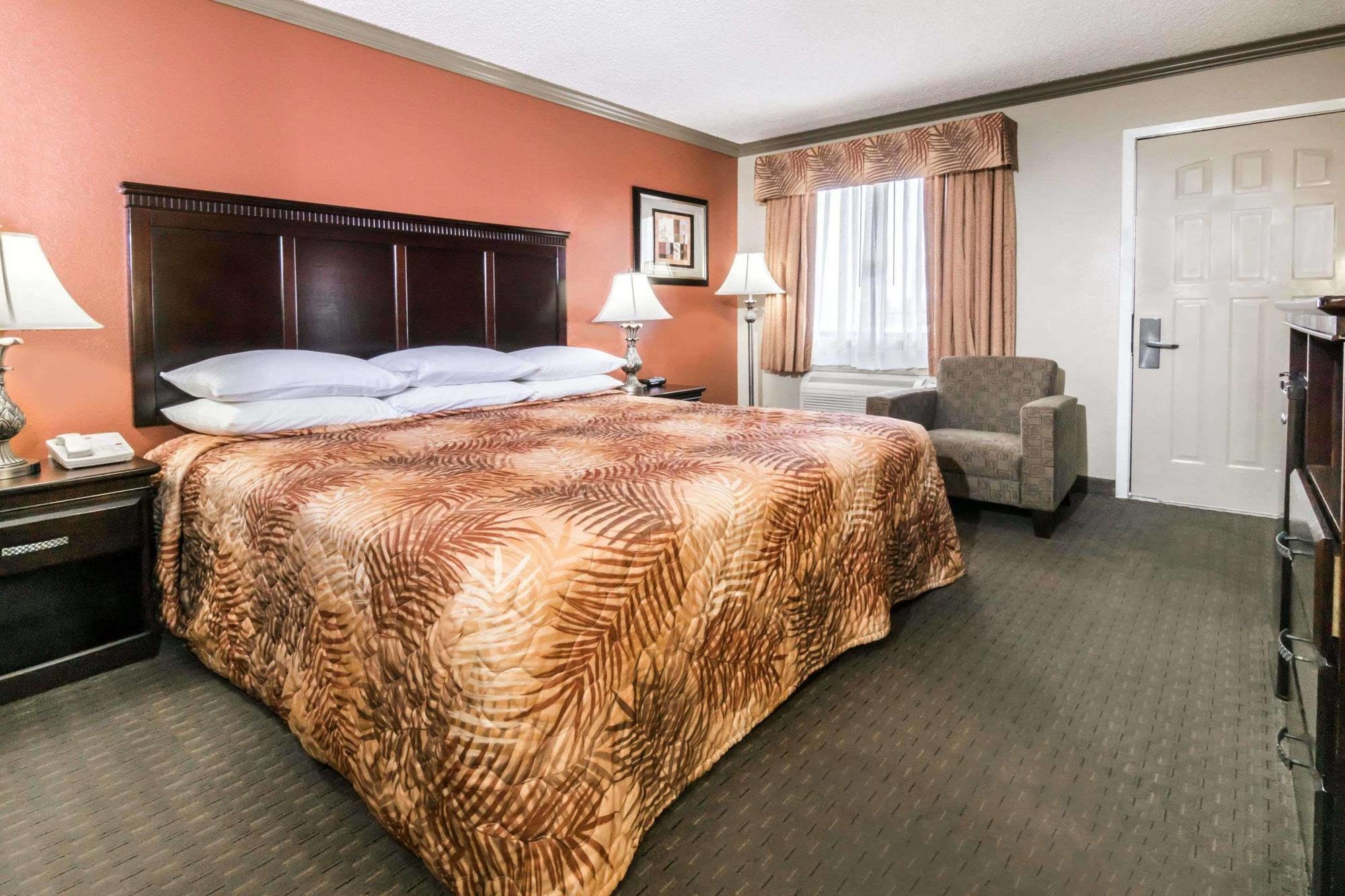 Hill Country Inn And Suite Copperas Cove Dış mekan fotoğraf
