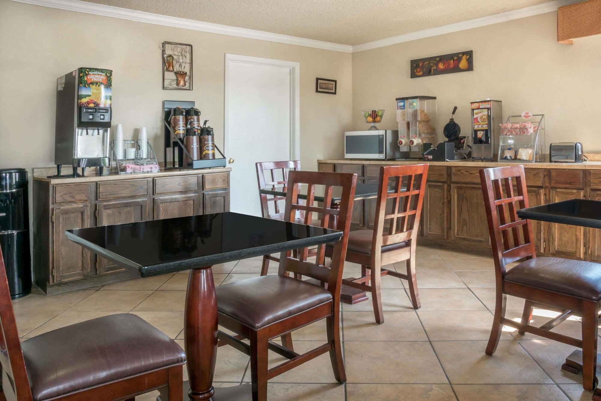Hill Country Inn And Suite Copperas Cove Dış mekan fotoğraf