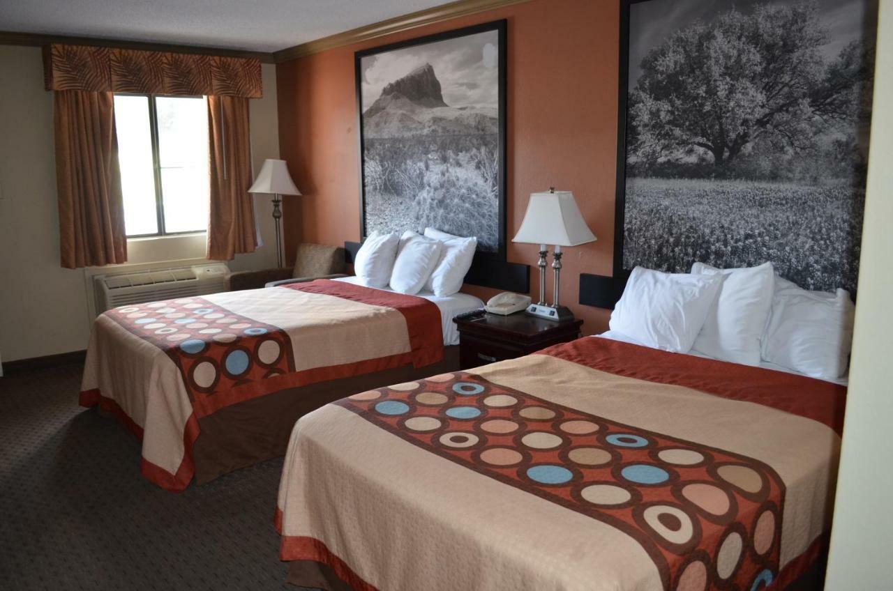 Hill Country Inn And Suite Copperas Cove Dış mekan fotoğraf